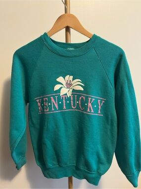 Vintage Kentucky Floral Sweatshirt Fruit of the Loom  Medium Green Graphic Crewn